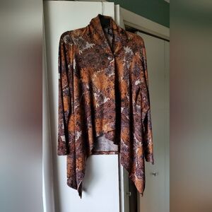 Lightweight wrap style jacket with button